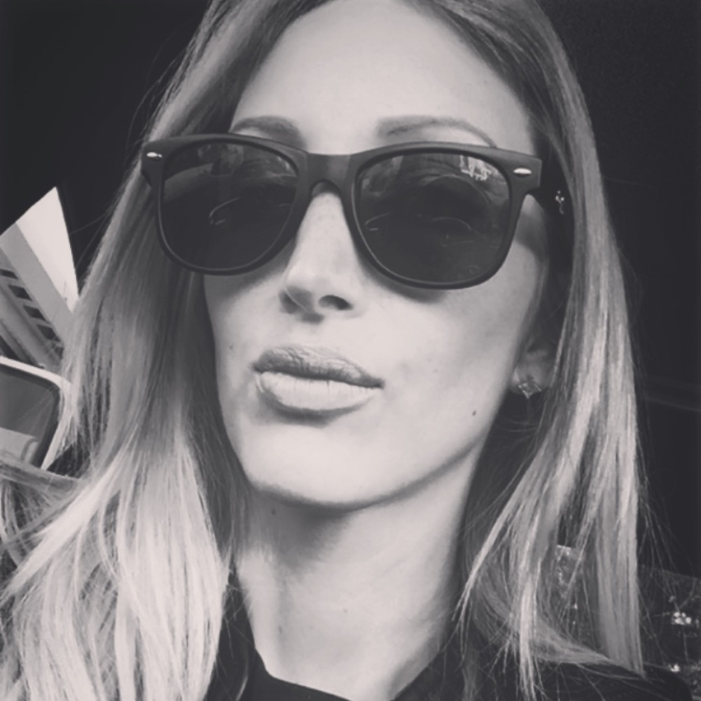 Meet your Posher, Jenn